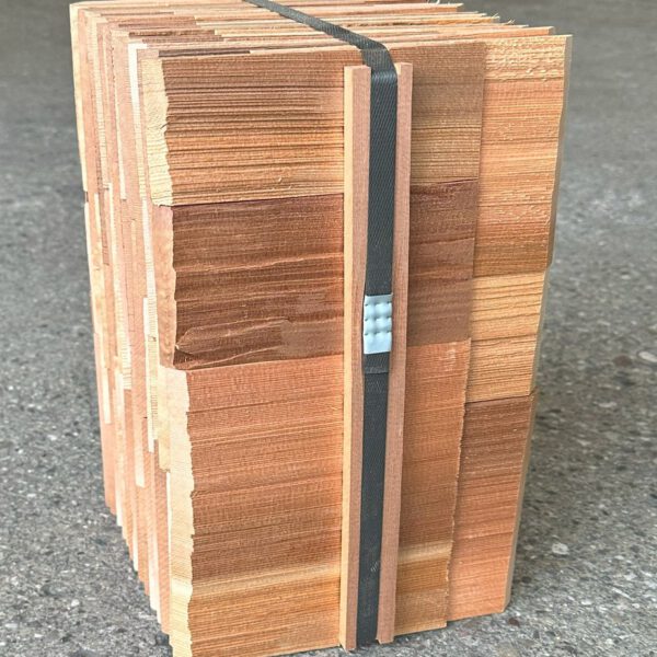 Rot-Zeder 18 cm /gespalten, gefast /No. 1