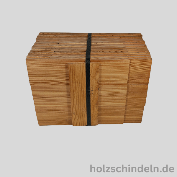 Lärchenschindeln gesägt 25x8 cm stumpf – Bild 3